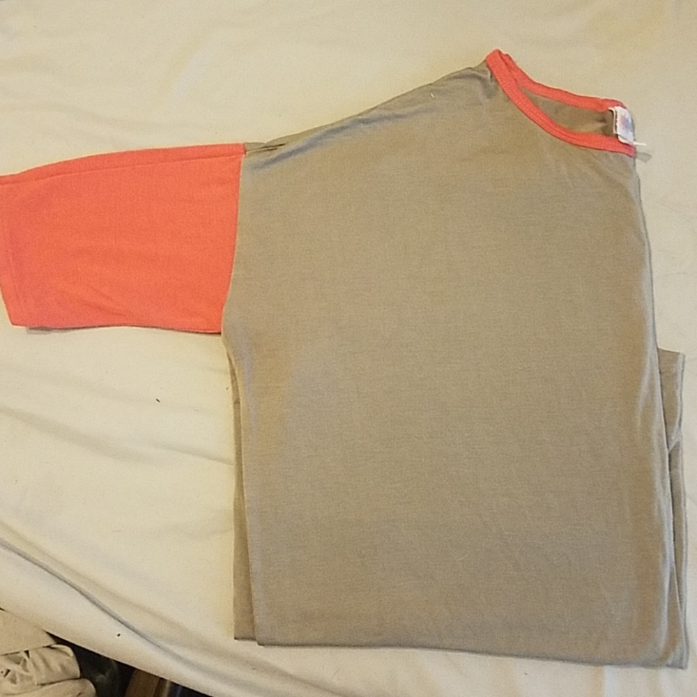 Lularoe Xs irma